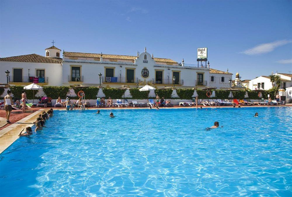 Globales Pueblo Andaluz Hotel San Pedro de Alcantara Exterior photo